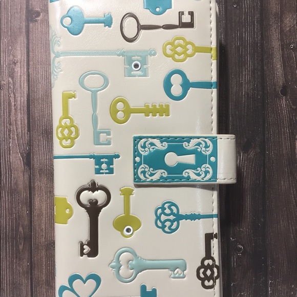 Vintage Skeleton Key Wallet - New With Tags - Cream - Ladies Women Gift Ideas - Picture 4 of 8